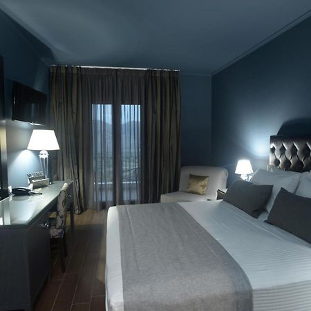Theasis Hotel Paramythiá Extérieur photo
